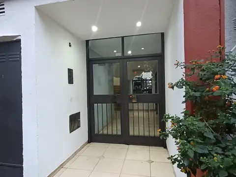 Bo Las Flores 1600 T 21 1600, Piso 1