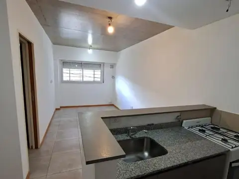 DEPARTAMENTO MONOAMBIENTE EN ALQUILER