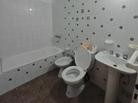 Departamento en alquiler en Isidro Casanova