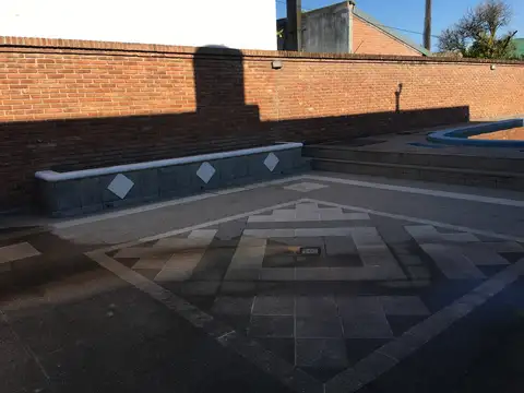 Casa en Venta en San Nicolas de los Arroyos, USD 290.000