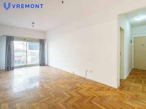 Senillosa al 200 Departamento de 3 ambientes en venta en Caballito con Balcon y dos baños