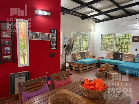 Casa 4 ambientes con 2 baños