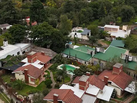 Hotel en Venta en Sol Y Rio, USD 350.000