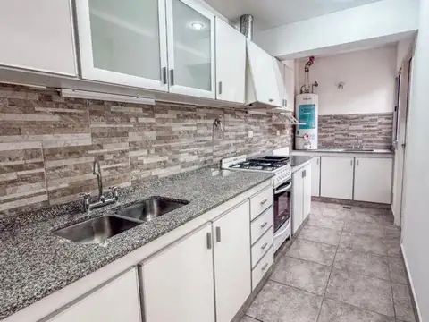 Departamento en Alquiler con 1 cocheras