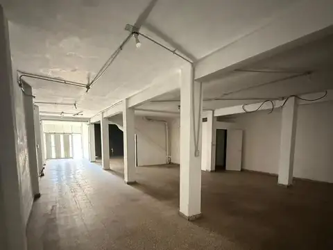 Local en Venta 43 años