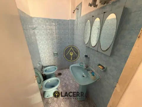 Depto Tipo Casa en Venta 50 años