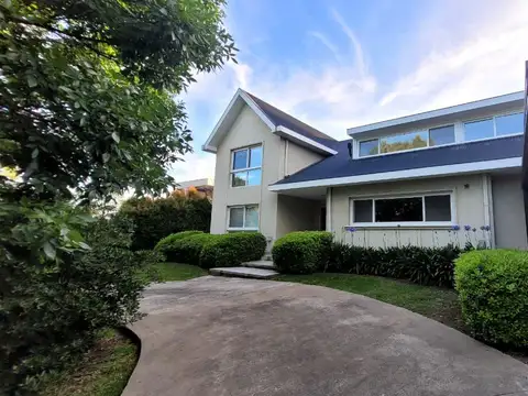 Casa en Venta de 4 dormitorios