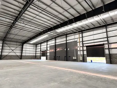 Plaza Industrial Escobar 100