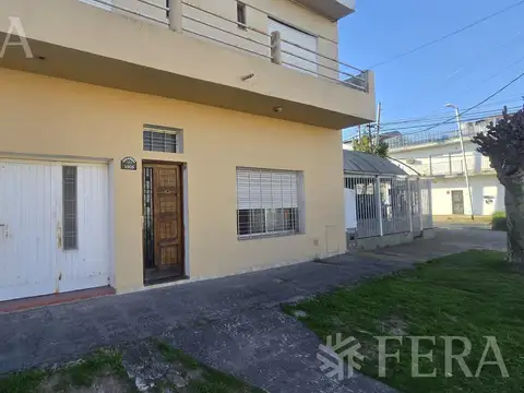 Depto Tipo Casa en Venta de 4 ambientes