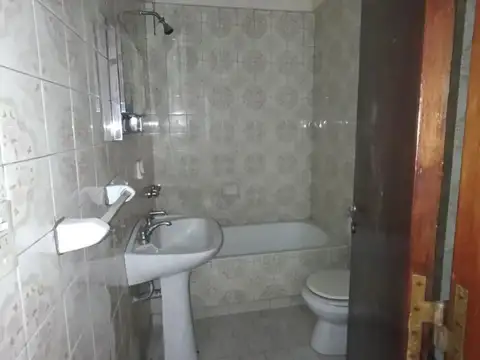 Depto Tipo Casa en Venta en Floresta, USD 55.000