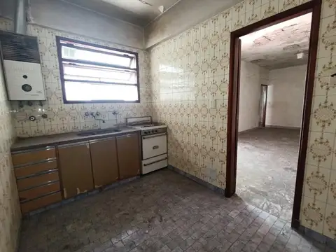 A refaccionar - Departamento de dos ambientes s/expensas