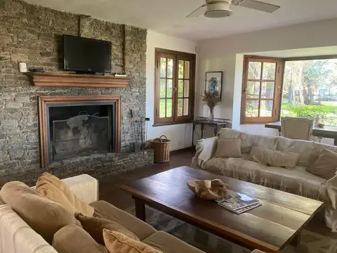 Casa en alquiler 6 ambientes en Open Door, S/ Expensas , Lujan