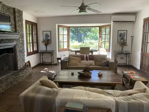 Casa alquiler 4 hectareas SIN EXPENSAS  6 ambientes  EXALTACIÓN DE LA CRUZ, GBA