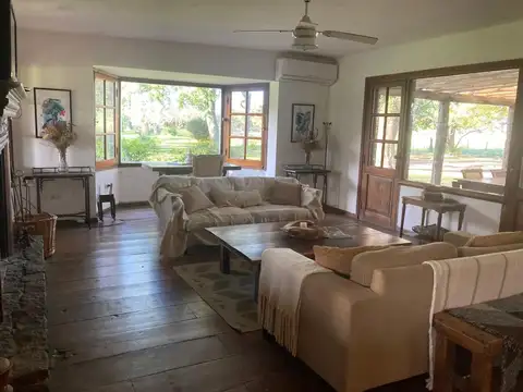 Casa alquiler 4 hectareas SIN EXPENSAS  6 ambientes  EXALTACIÓN DE LA CRUZ, GBA