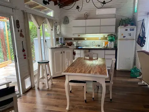 Casa en Venta en Weekend, USD 100.000