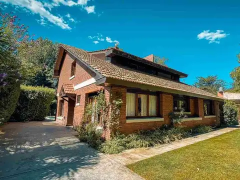 Casa en Venta en Grosellar, USD 239.000
