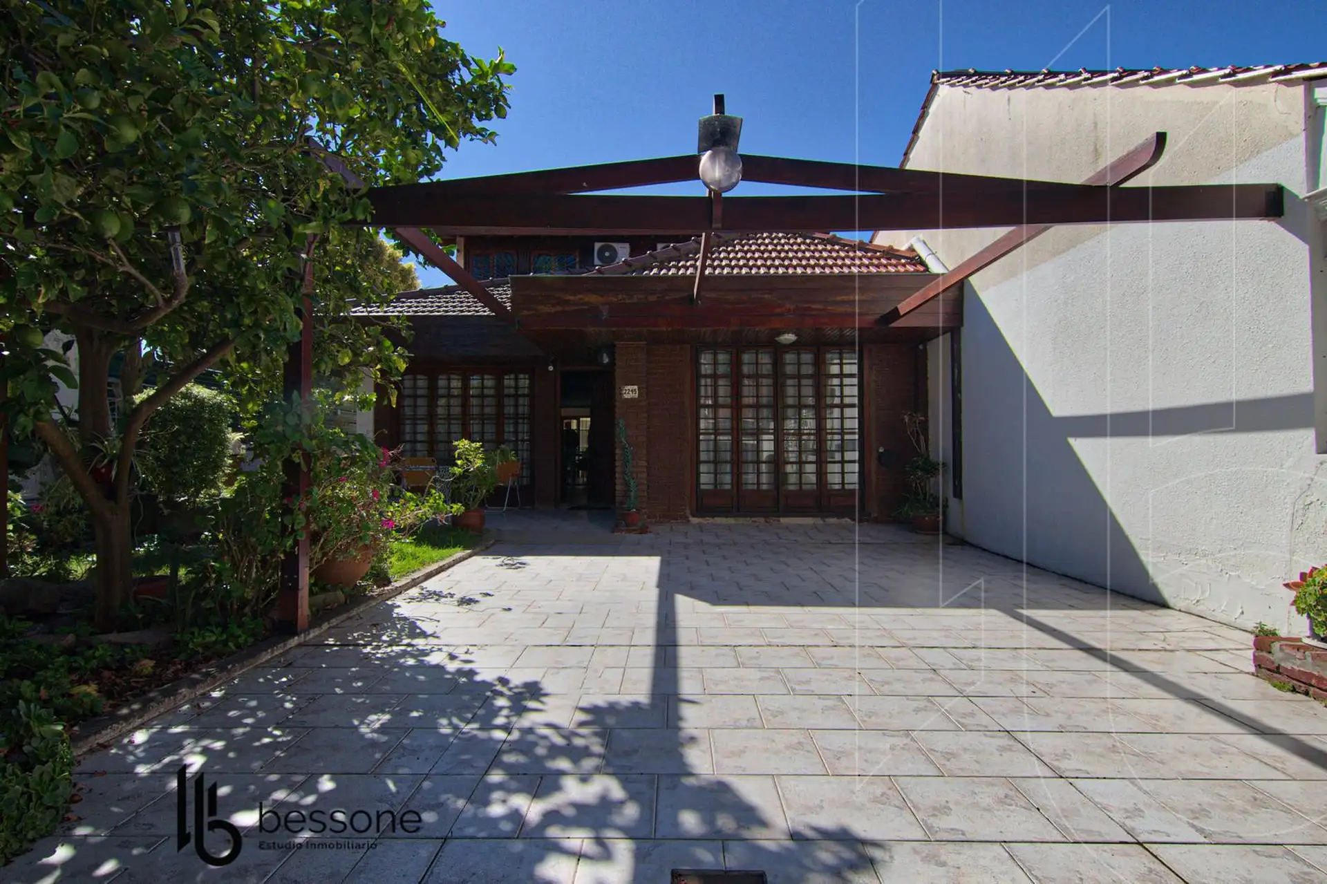 Chalet Moderno 6 Ambientes 3 Cochera Doble Vivienda Chauvin Apto Credito