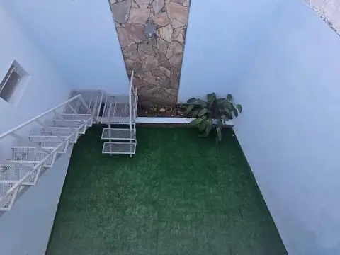 Depto Tipo Casa en Venta al Sur