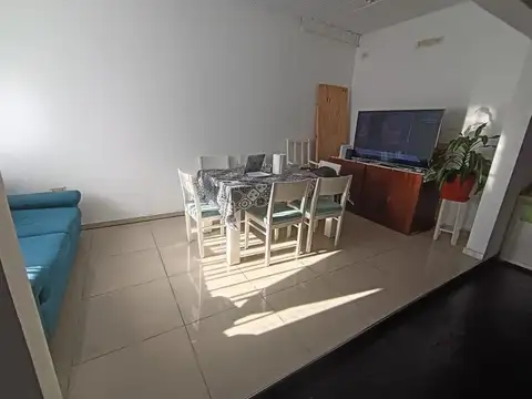 CASA EN LOTE PROPIO DE TRES AMBIENTES CON PATIO, Ferre 6400 - Villa Lugano