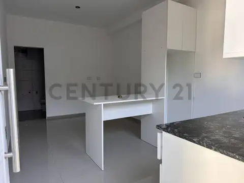 Garibaldi 1400, Piso 0