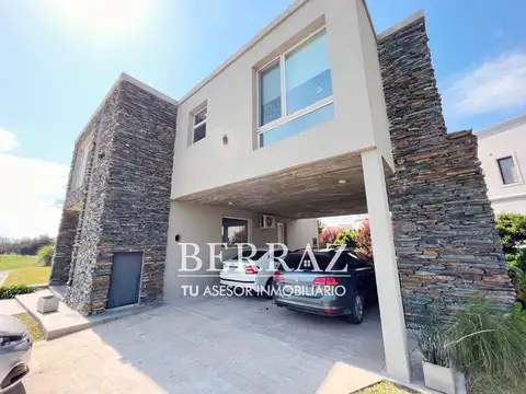 Casa Venta 5 ambientes en Haras Santa María El Trébol Escobar