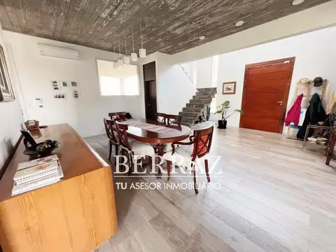 Casa en Venta en Haras Santa Maria - El Trebol, USD 500.000