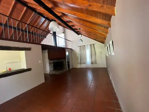 CASA EN ALQUILER EN CITY BELL