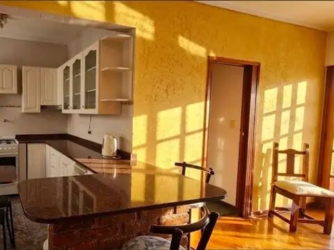 Navarro 2700