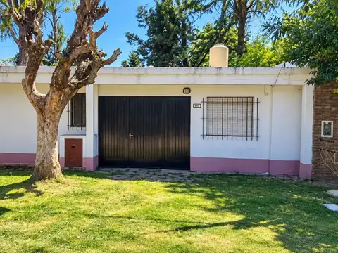 CASA 2 AMBIENTES EN VENTA EN LA UNION CON PILETA