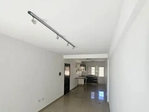 Departamento en Alquiler en Arroyito, $ 900.000