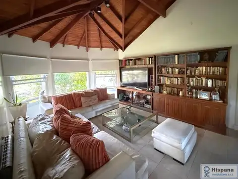 Casa en Venta en Barrio Parque Pero, USD 285.000