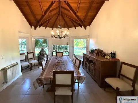 RETASA OPORTUNIDAD! Hermosa Casa en venta con Pileta, en el Barrio Cerrado Parque Pero, José C. Paz