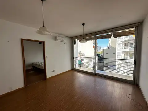 Manzanares 3900, Piso 4