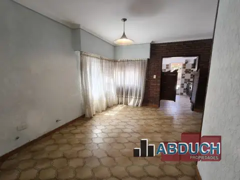 Casa en Alquiler en Villa Ballester, $ 1.500.000