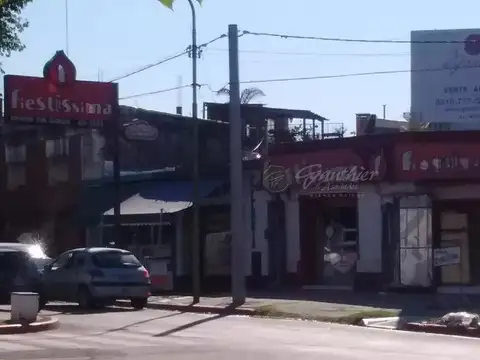 Locales comerciales en venta Campana OPORTUNIDAD INVERSOR mejor ESQUINA ÚNICA