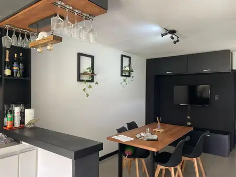 Venta casa 2 ambientes con terreno muy amplio