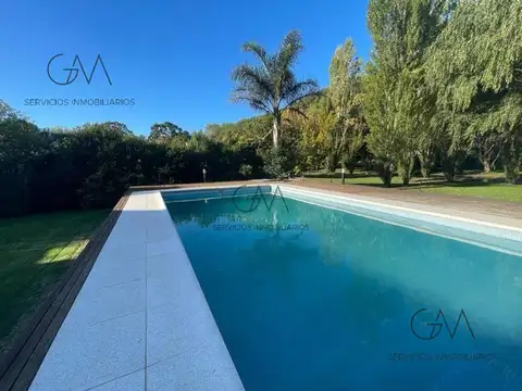 Casa 5 ambientes con 3 baños