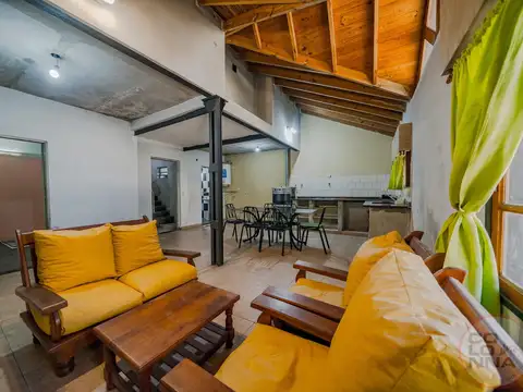Casa 3 ambientes con 1 baño