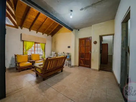 Casa en venta de 3 ambientes en Santos Lugares
