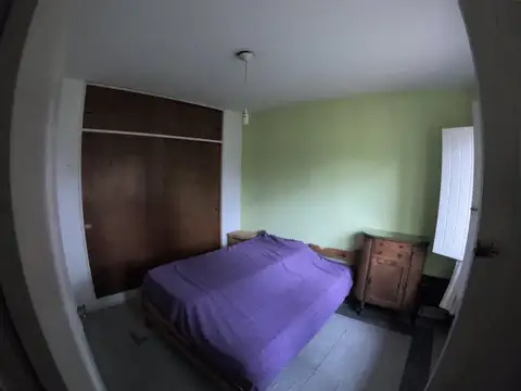 Casa 2 ambientes con 1 baño