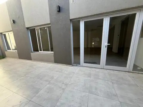Oficina en Alquiler en San Justo, $ 1.000.000
