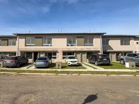 Dúplex en venta 3 ambientes Condominio Dos Cedros
