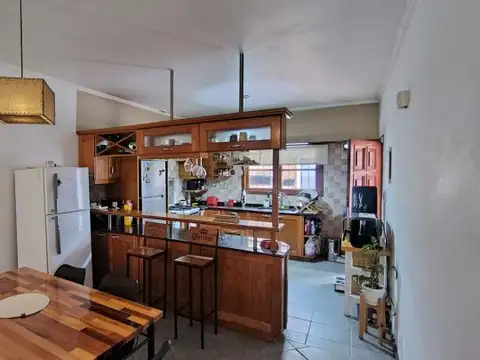 Casa en Alquiler en Ituzaingo Sur, $ 1.800.000