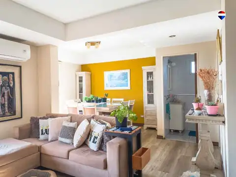 DEPARTAMENTO DUPLEX C/COCHERA H. IRIGOYEN 1800