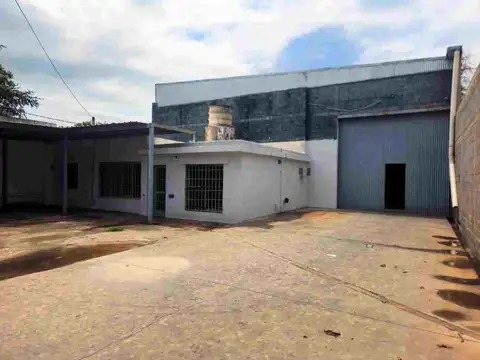 Galpon en Alquiler en Los Boulevares, $ 4.000.000