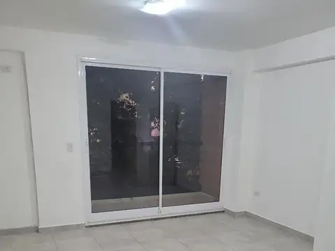 Llerena 2500, Piso 2