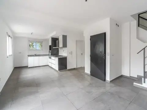 Depto Tipo Casa en Venta en Villa Urquiza, USD 176.000