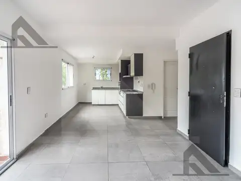 Depto Tipo Casa 3 ambientes con 1 baño