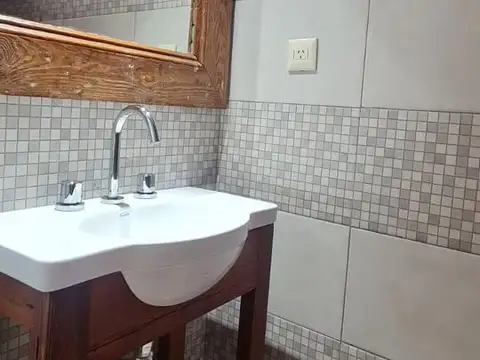 Casa en Alquiler en Castelar Norte, $ 1.300.000