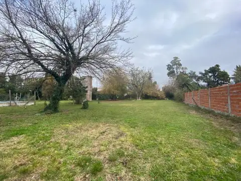 Terrenos y Lotes en Venta en Barisso [Cod: 7253-158]